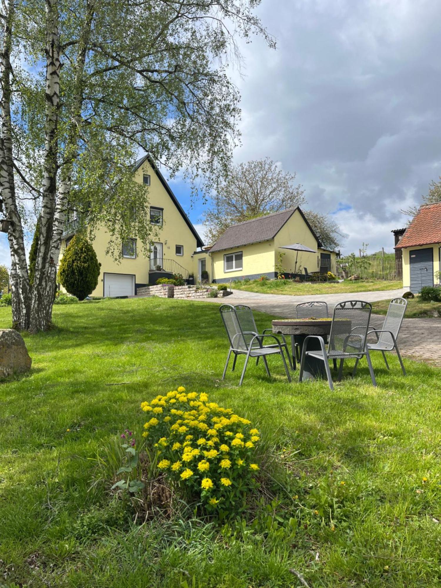 Fewo Haus Hutzelbuck In Idyllisch-Gruener Lage Naehe An Ansbach Exterior photo